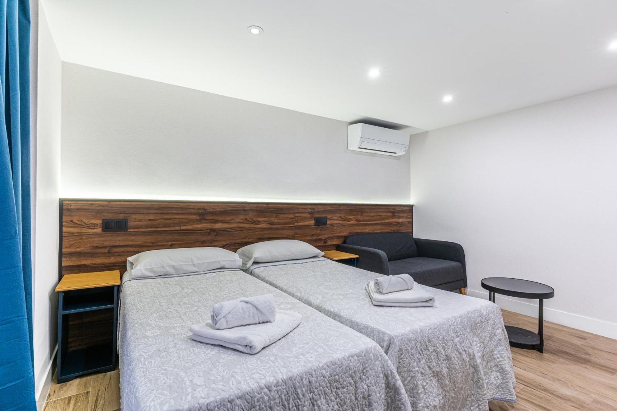 Cc Atocha Apartments Madrid Exterior photo